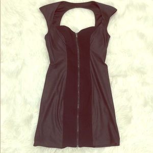 Guess push up dress with a zipper in front.